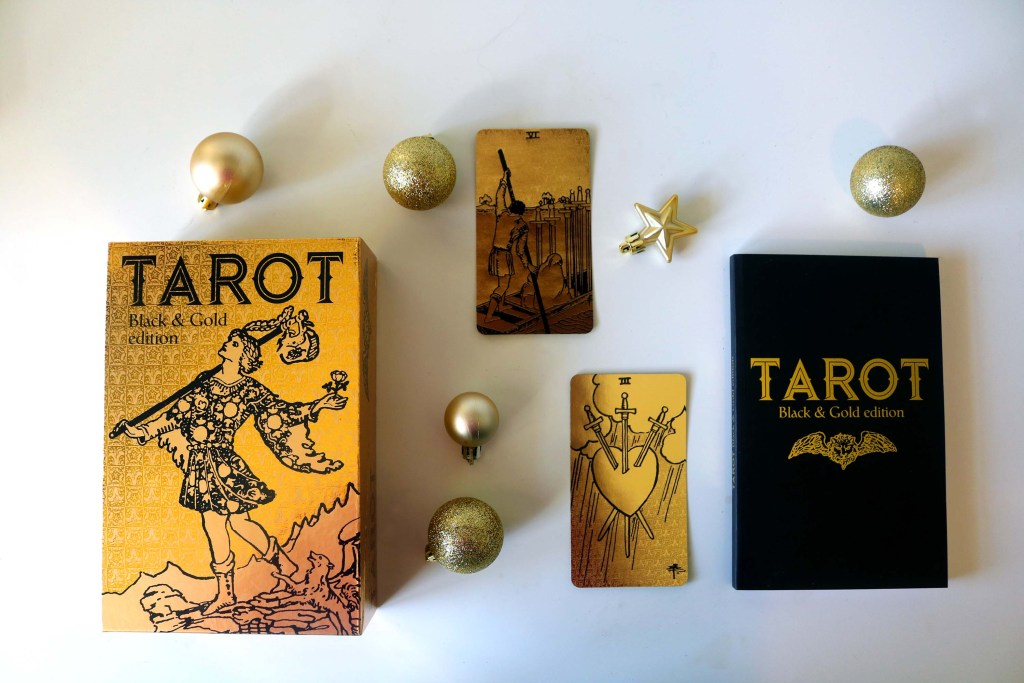 Nuevos tesoros del Tarot para agregar a su lista de deseos de Navidad