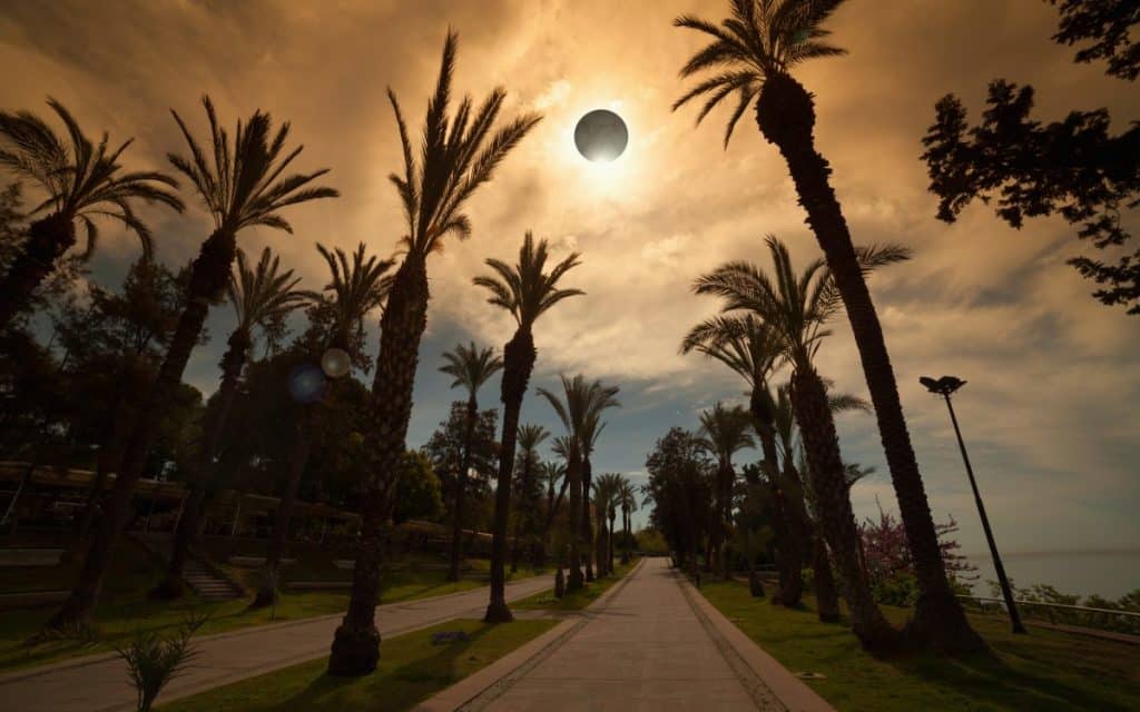 La Magia de los Eclipses Solares: Descubriendo la Brujería y las Supersticiones