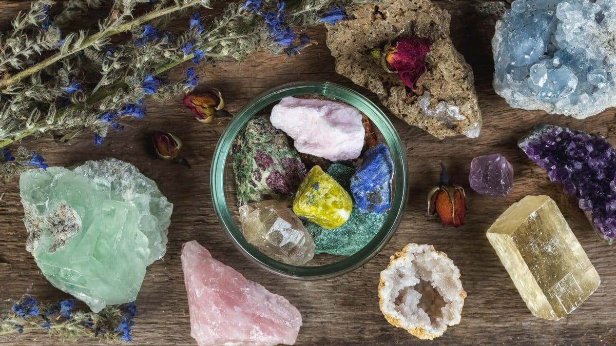 Libere el poder de los cristales: 9 piedras para la máxima protección